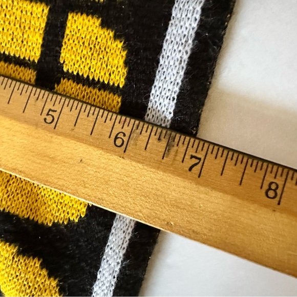 COPY - Pittsburg Steelers winter scarf - Picture 3 of 3